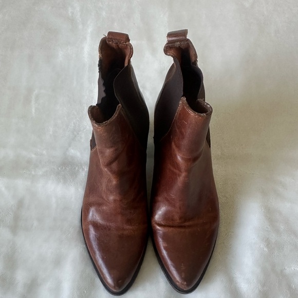 Steve Madden Cognac Leather PISTOL Ankle Boots Booties 7 - Picture 1 of 8